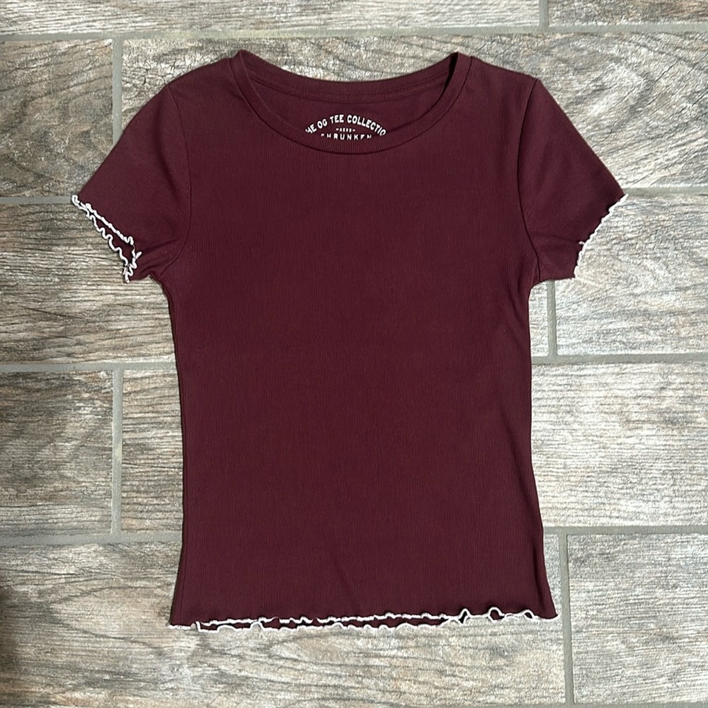 Aeropostale Ripped Tee-Shirt, Size Medium